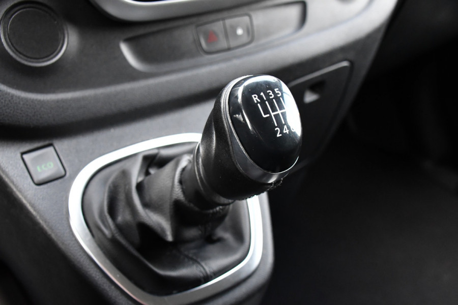 Renault Trafic 2.0 dCi 145 T29 L2H1 DC Luxe PB Edition Camera, Cruise, Carplay, Clima, 145pk, NAVI, Trekhaak, Multimedia, LED, Uniek!