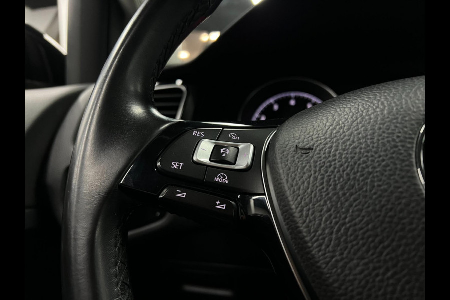 Volkswagen Golf 1.5 TSI R-Line | ACC | PDC | Carplay | LED |
