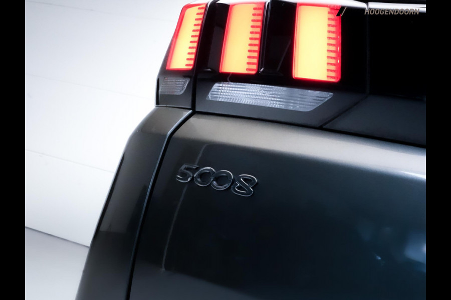 Peugeot 5008 1.2 PureTech Active 7-zits Luxe (APPLE CARPLAY,PARKEERSENSOREN,CRUISE,COMFORT-STOELEN,LANE ASSIST,CLIMATE,NIEUWE APK)