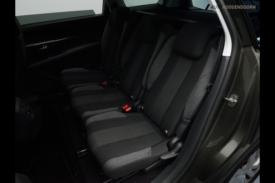 Peugeot 5008 1.2 PureTech Active 7-zits Luxe (APPLE CARPLAY,PARKEERSENSOREN,CRUISE,COMFORT-STOELEN,LANE ASSIST,CLIMATE,NIEUWE APK)