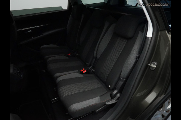 Peugeot 5008 1.2 PureTech Active 7-zits Luxe (APPLE CARPLAY,PARKEERSENSOREN,CRUISE,COMFORT-STOELEN,LANE ASSIST,CLIMATE,NIEUWE APK)