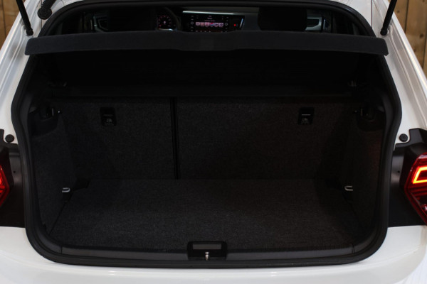 Volkswagen Polo 2.0 TSI GTI *Pano*DCC*Led*Camera*Keyless*