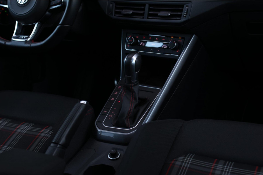 Volkswagen Polo 2.0 TSI GTI *Pano*DCC*Led*Camera*Keyless*