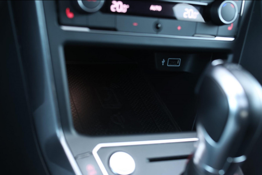 Volkswagen Polo 2.0 TSI GTI *Pano*DCC*Led*Camera*Keyless*