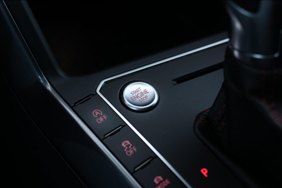 Volkswagen Polo 2.0 TSI GTI *Pano*DCC*Led*Camera*Keyless*