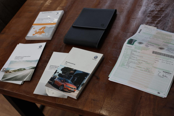 Volkswagen Polo 2.0 TSI GTI *Pano*DCC*Led*Camera*Keyless*