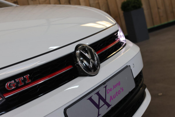 Volkswagen Polo 2.0 TSI GTI *Pano*DCC*Led*Camera*Keyless*