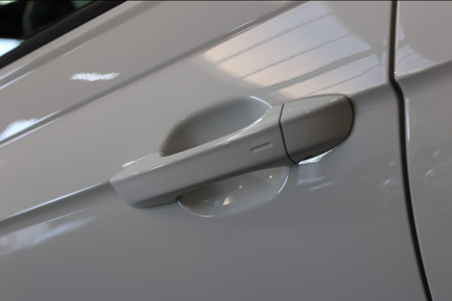 Volkswagen Polo 2.0 TSI GTI *Pano*DCC*Led*Camera*Keyless*