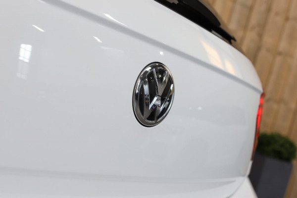 Volkswagen Polo 2.0 TSI GTI *Pano*DCC*Led*Camera*Keyless*