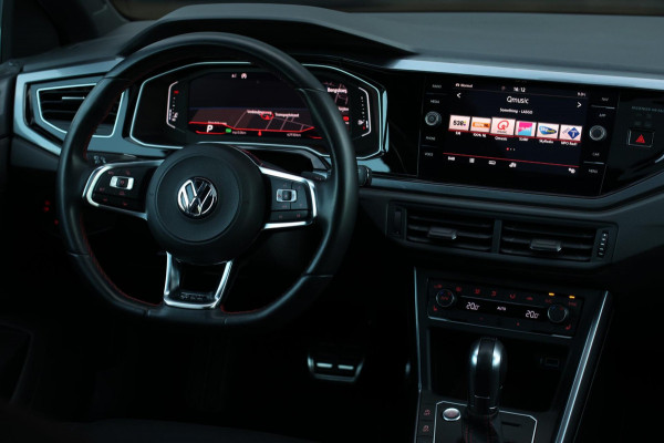 Volkswagen Polo 2.0 TSI GTI *Pano*DCC*Led*Camera*Keyless*