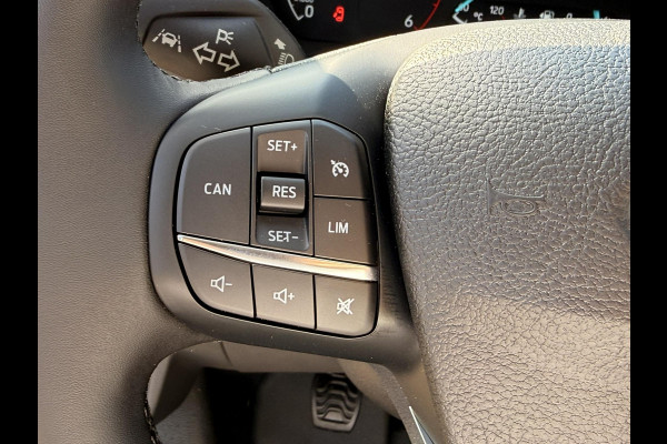 Ford Transit 350 2.0 TDCI L4H3 Trend RWD | 130pk | Navigatiesysteem SYNC4 | Stoelverwarming  | Elektrisch inklapbare buitenspiegels | Elektrisch verstelbare bestuurdersstoel | Passagiersairbag | Allweather banden | Laadruimte beschermingspakket | 150 watt/230V aansluitpunt tussen voorstoelen | Handmatige regeneratie roetfilter | Reservewiel | Centrale dubbele vergrendeling | LED Downlighter