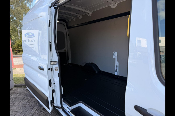 Ford Transit 350 2.0 TDCI L4H3 Trend RWD | 130pk | Navigatiesysteem SYNC4 | Stoelverwarming  | Elektrisch inklapbare buitenspiegels | Elektrisch verstelbare bestuurdersstoel | Passagiersairbag | Allweather banden | Laadruimte beschermingspakket | 150 watt/230V aansluitpunt tussen voorstoelen | Handmatige regeneratie roetfilter | Reservewiel | Centrale dubbele vergrendeling | LED Downlighter