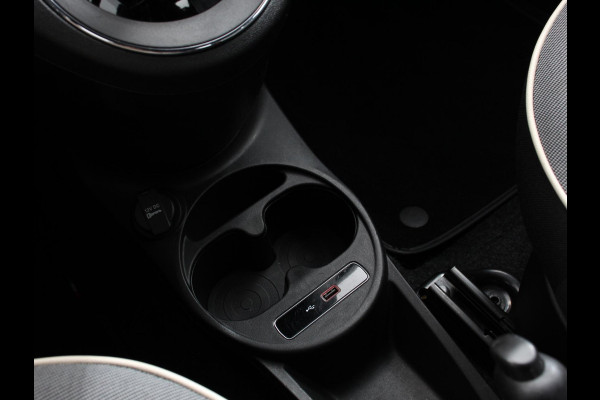 Fiat 500C 1.2 Lounge Automaat | Cruise control | Climate control | LM Velgen | App Connect | Park Control Achter