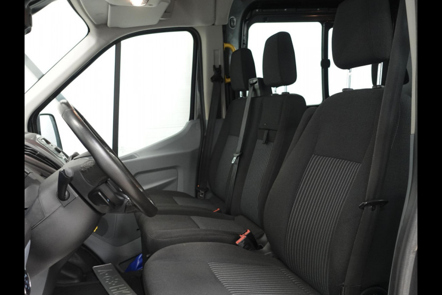 Ford Transit 130pk L3H2 Dubbele Cabine 6-Zits Airco Cruise control Trekhaak Imperiaal Euro6