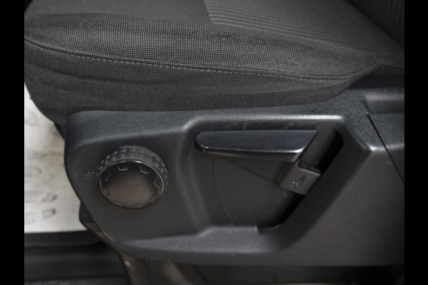 Ford Transit 130pk L3H2 Dubbele Cabine 6-Zits Airco Cruise control Trekhaak Imperiaal Euro6