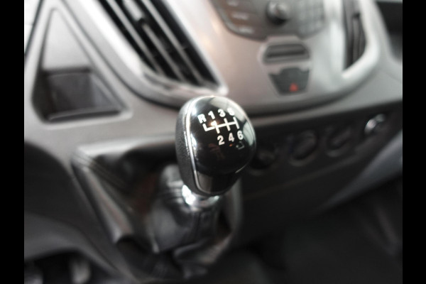 Ford Transit 130pk L3H2 Dubbele Cabine 6-Zits Airco Cruise control Trekhaak Imperiaal Euro6
