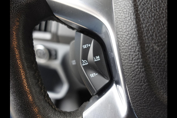 Ford Transit 130pk L3H2 Dubbele Cabine 6-Zits Airco Cruise control Trekhaak Imperiaal Euro6