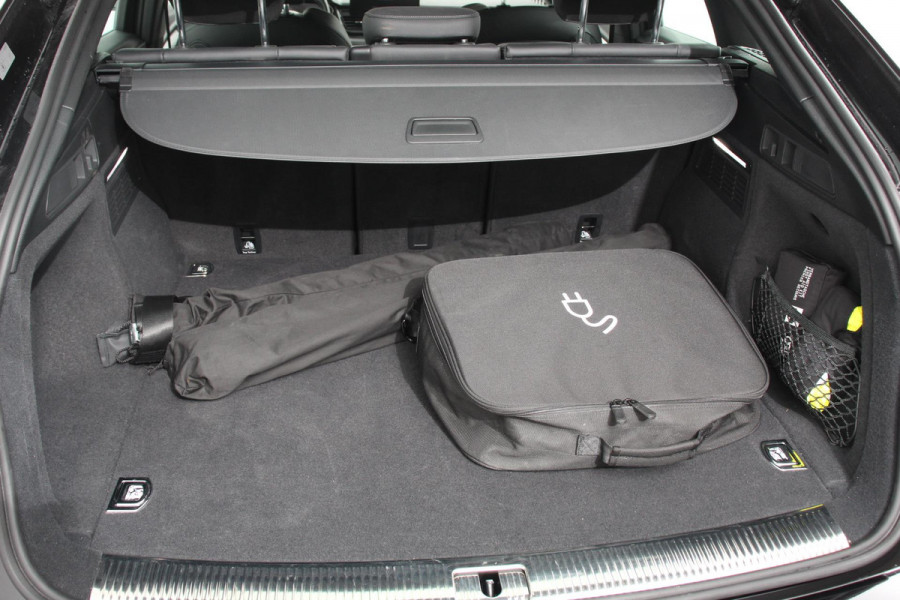 Audi Q5 Sportback 50 TFSI e S Edition S-Tronic Plug in Hybrid Navigatie Climate Control Camera Adaptive Cruise Control Elektrische Achterklep Led Matrix Stoelverwarming