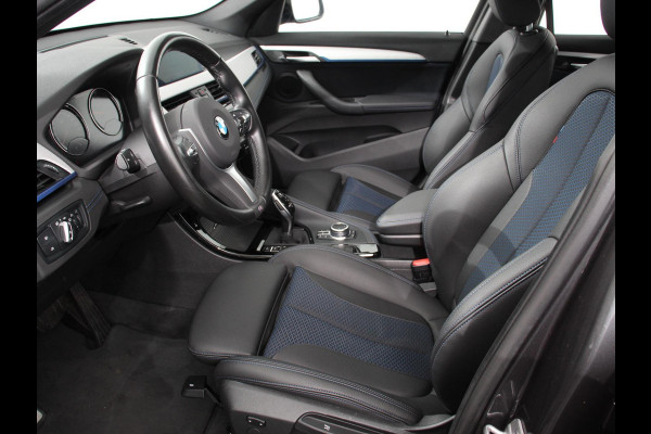 BMW X1 sDrive18i Automaat M-Sport | Navigatie | Cruise Control | Stoelverwarming  | Elektrische achterklep | Climate Control | Lichtmetalen velgen