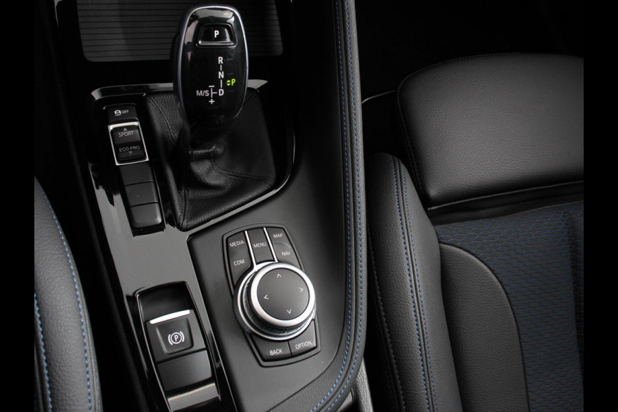 BMW X1 sDrive18i Automaat M-Sport | Navigatie | Cruise Control | Stoelverwarming  | Elektrische achterklep | Climate Control | Lichtmetalen velgen