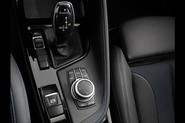 BMW X1 sDrive18i Automaat M-Sport | Navigatie | Cruise Control | Stoelverwarming  | Elektrische achterklep | Climate Control | Lichtmetalen velgen