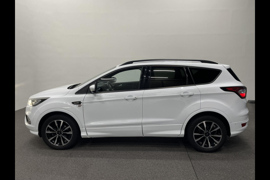 Ford Kuga 1.5 EcoBoost ST Line Trekhaak Navigatie Parkeersensoren Park Assist Cruise Control Xenon Climate Control Lichtmetalen velgen Getinte ramen