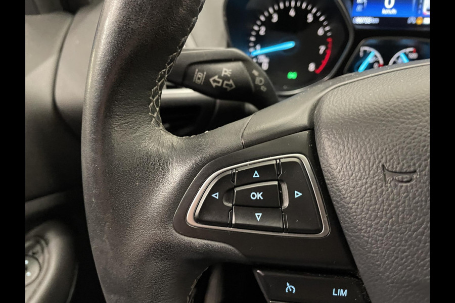Ford Kuga 1.5 EcoBoost ST Line Trekhaak Navigatie Parkeersensoren Park Assist Cruise Control Xenon Climate Control Lichtmetalen velgen Getinte ramen