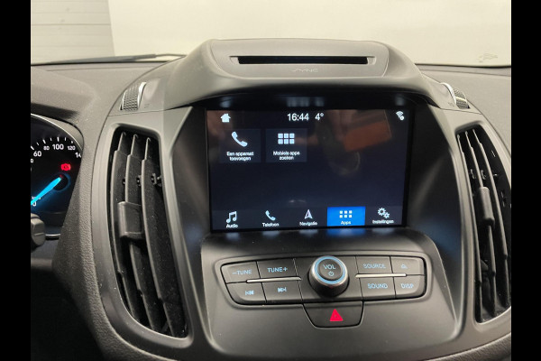 Ford Kuga 1.5 EcoBoost ST Line Trekhaak Navigatie Parkeersensoren Park Assist Cruise Control Xenon Climate Control Lichtmetalen velgen Getinte ramen