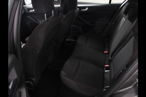 Ford Focus 1.0 125 PK Hybrid ST Line Groot Scherm! Navigatie Climate Control Led Dab Camera Parkeer sensoren Cruise Control Lichtmetalen velgen Prijs Incl. BOVAG Garantie