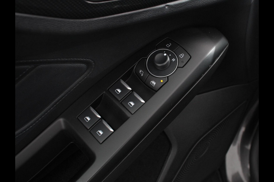 Ford Focus 1.0 125 PK Hybrid ST Line Groot Scherm! Navigatie Climate Control Led Dab Camera Parkeer sensoren Cruise Control Lichtmetalen velgen Prijs Incl. BOVAG Garantie