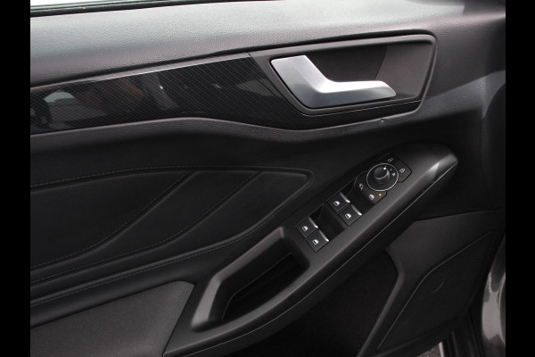 Ford Focus 1.0 125 PK Hybrid ST Line Groot Scherm! Navigatie Climate Control Led Dab Camera Parkeer sensoren Cruise Control Lichtmetalen velgen Prijs Incl. BOVAG Garantie