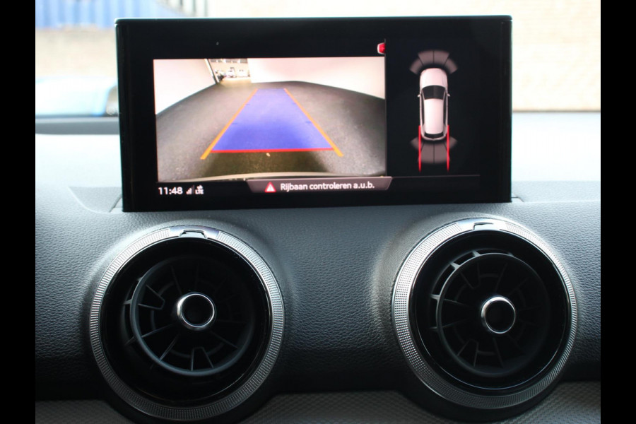 Audi Q2 35 TFSI 150pk Automaat S Edition | Navigatie | Camera | Adaptive Cruise Control | LED Matrix | Elektrische Achterklep | Keyless Entry |