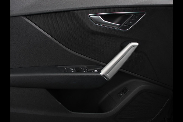 Audi Q2 35 TFSI 150pk Automaat S Edition | Navigatie | Camera | Adaptive Cruise Control | LED Matrix | Elektrische Achterklep | Keyless Entry |