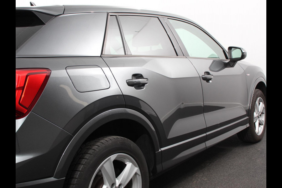 Audi Q2 35 TFSI 150pk Automaat S Edition | Navigatie | Camera | Adaptive Cruise Control | LED Matrix | Elektrische Achterklep | Keyless Entry |