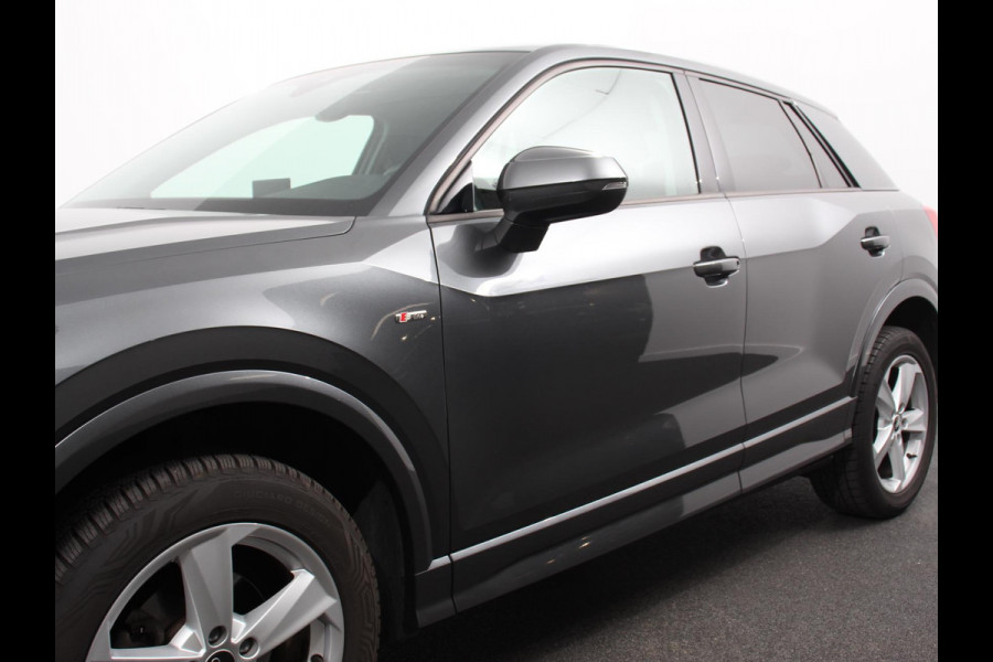 Audi Q2 35 TFSI 150pk Automaat S Edition | Navigatie | Camera | Adaptive Cruise Control | LED Matrix | Elektrische Achterklep | Keyless Entry |