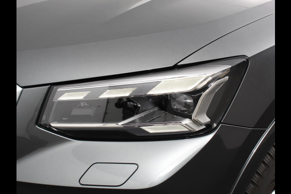 Audi Q2 35 TFSI 150pk Automaat S Edition | Navigatie | Camera | Adaptive Cruise Control | LED Matrix | Elektrische Achterklep | Keyless Entry |