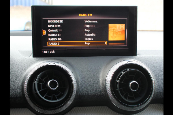 Audi Q2 35 TFSI 150pk Automaat S Edition | Navigatie | Camera | Adaptive Cruise Control | LED Matrix | Elektrische Achterklep | Keyless Entry |