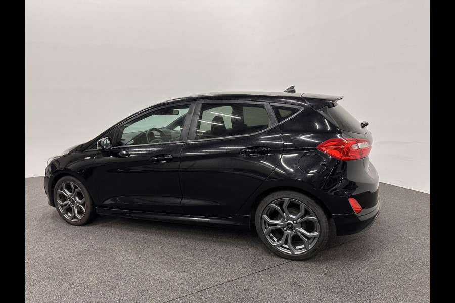 Ford Fiesta 1.0 EcoBoost ST-Line 125PK 6V Navigatie Full LED Carplay Parkeersensoren Cruise Control Stoel+Stuurverwarming Climate Control Privacy Glass 17" DAB+