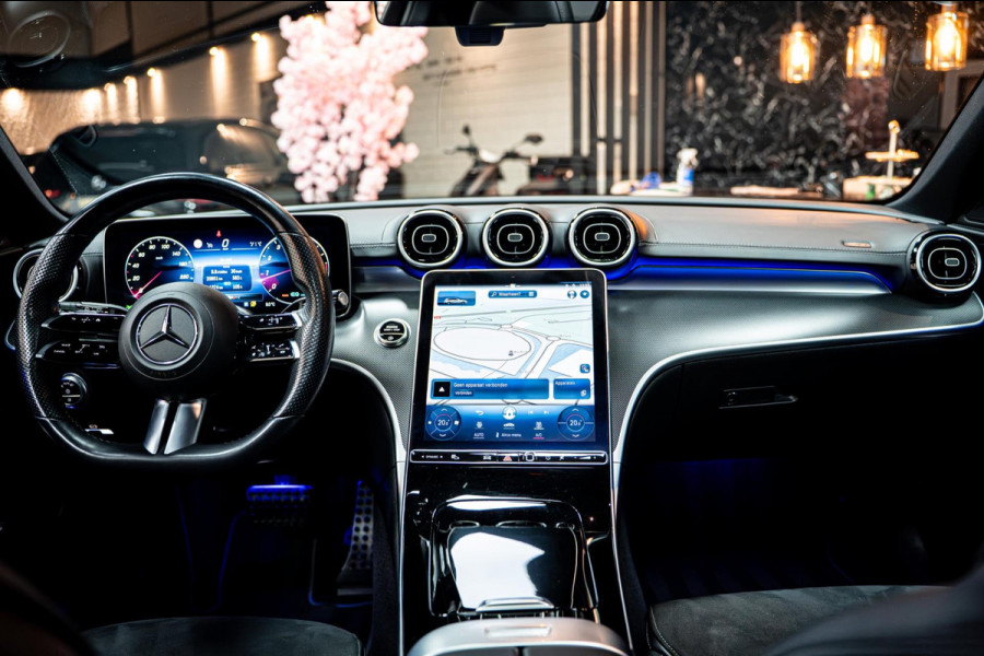 Mercedes-Benz C-Klasse Estate 200 AMGLINE|PANO|AUT|SFEER