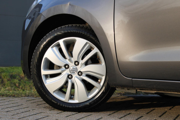 Suzuki Swift 1.2 Select Automaat Navi AllSeason Stoelverwarming Camera