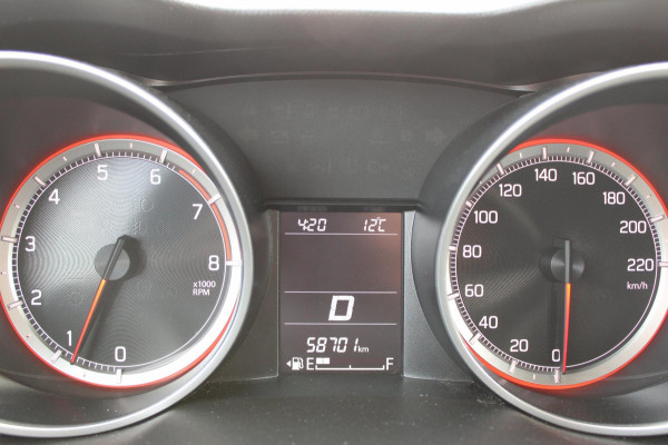 Suzuki Swift 1.2 Select Automaat Navi AllSeason Stoelverwarming Camera