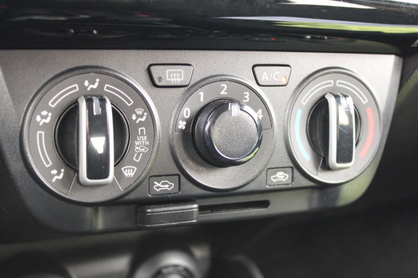 Suzuki Swift 1.2 Select Automaat Navi AllSeason Stoelverwarming Camera
