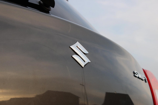 Suzuki Swift 1.2 Select Automaat Navi AllSeason Stoelverwarming Camera