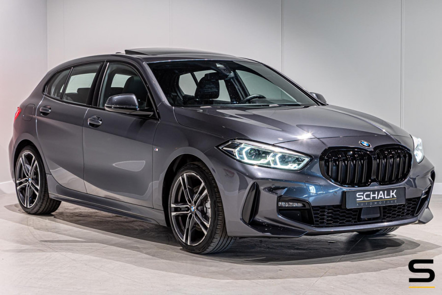 BMW 1-serie 118i High Executive|M-sport|NAP|Pano|Psensor