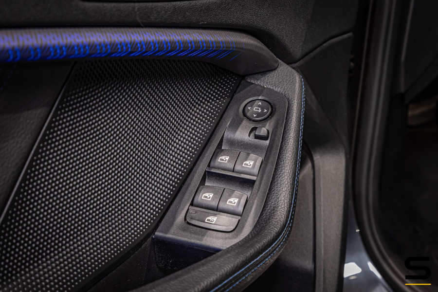 BMW 1-serie 118i High Executive|M-sport|NAP|Pano|Psensor