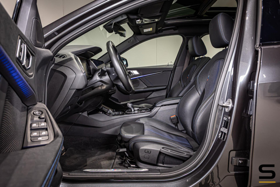 BMW 1-serie 118i High Executive|M-sport|NAP|Pano|Psensor
