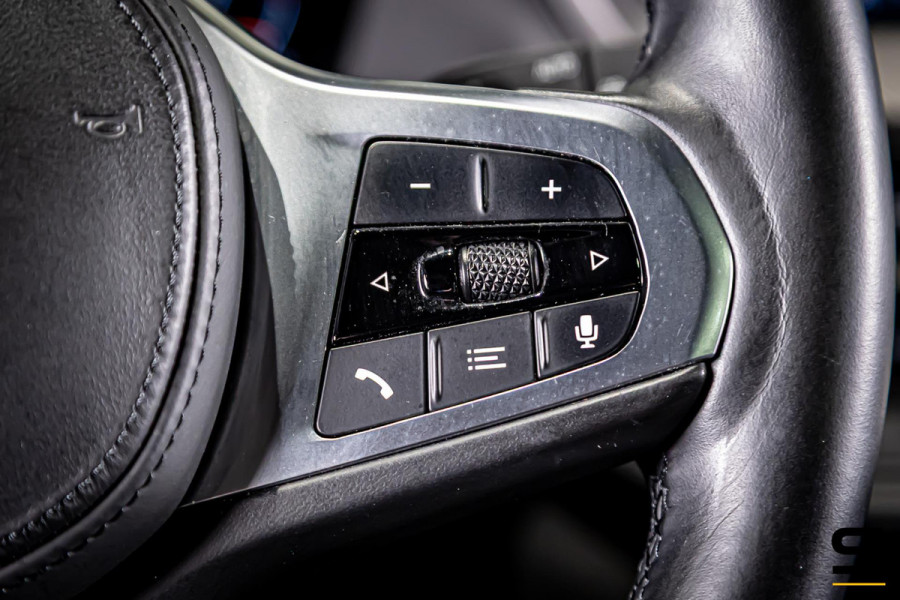 BMW 1-serie 118i High Executive|M-sport|NAP|Pano|Psensor