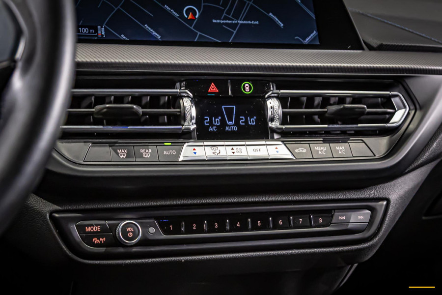 BMW 1-serie 118i High Executive|M-sport|NAP|Pano|Psensor