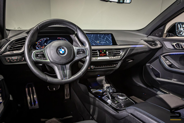 BMW 1-serie 118i High Executive|M-sport|NAP|Pano|Psensor