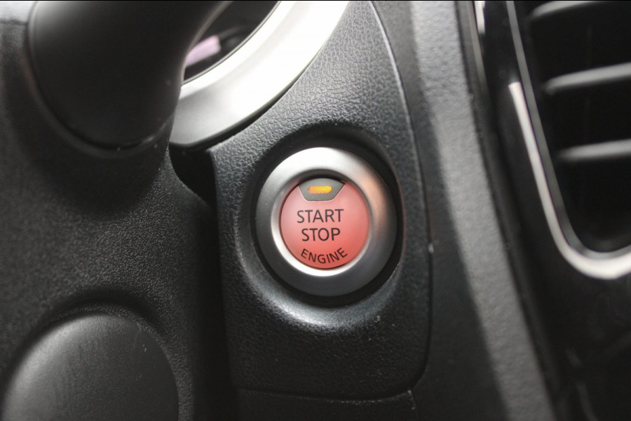 Nissan Juke 1.6 N-Connecta Navi Camera NweBanden 18INCH